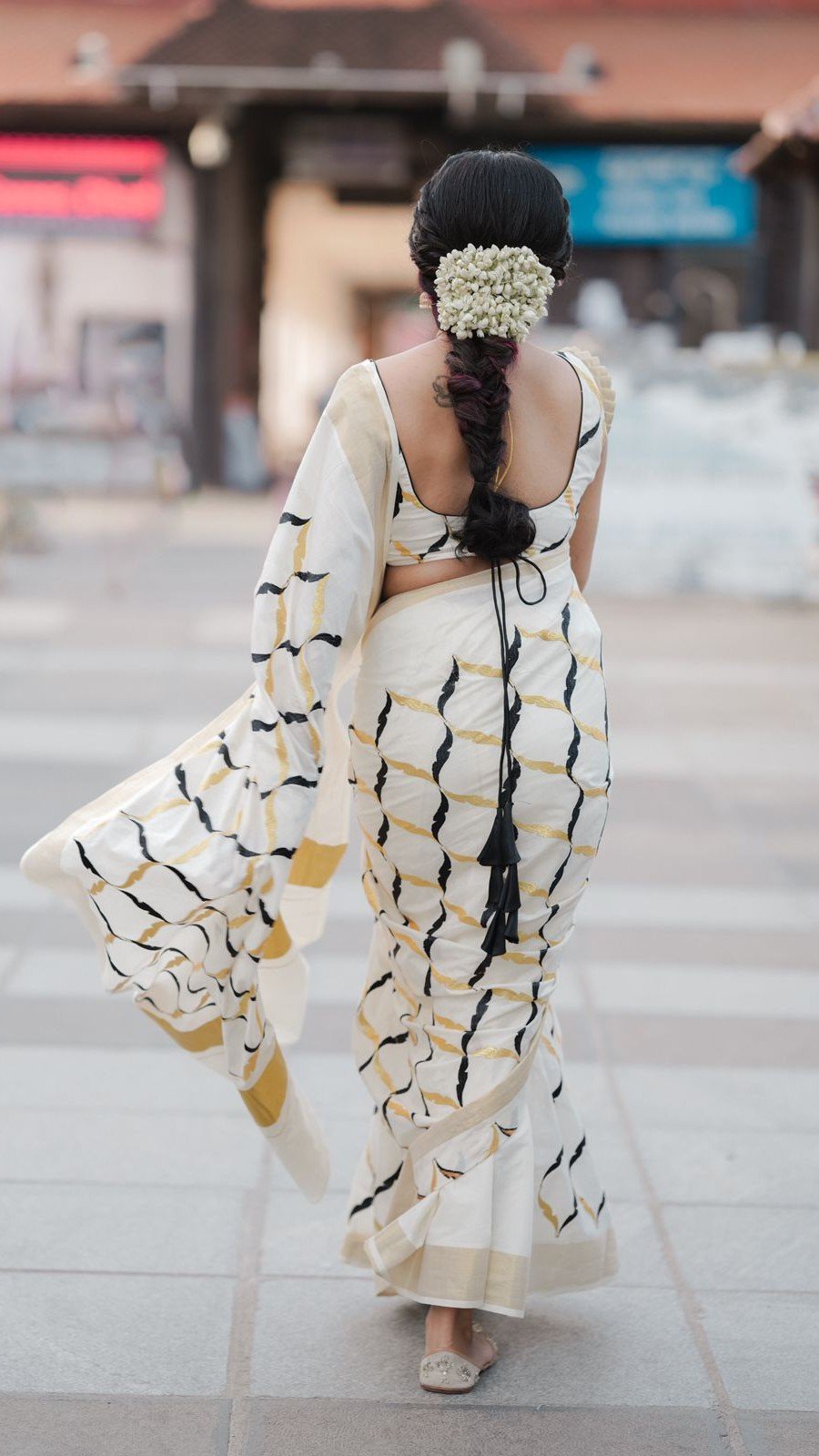 Elegant Black Chain Kerala Premium Cotton Saree - Image 2