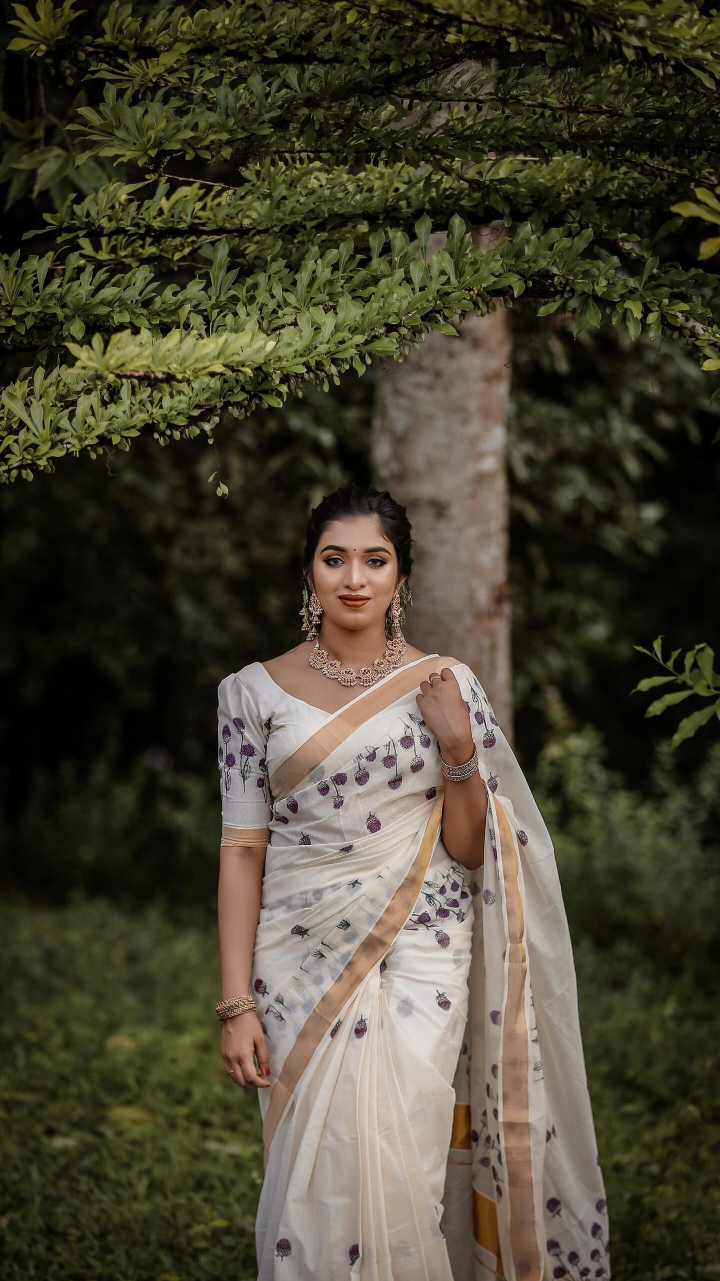 Chendumalli Floral Kerala Cotton Saree - Image 2