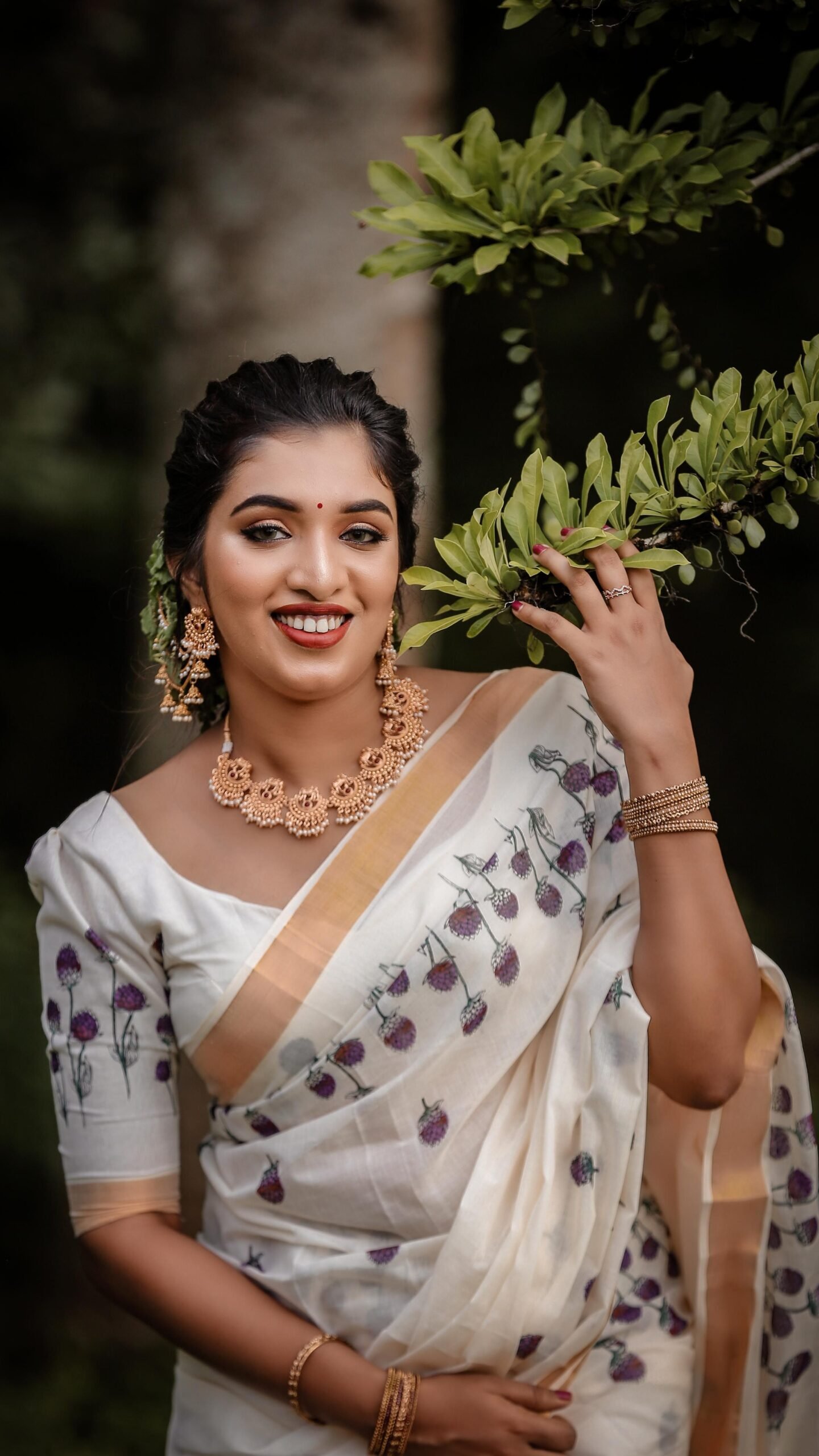 Chendumalli Floral Kerala Cotton Saree