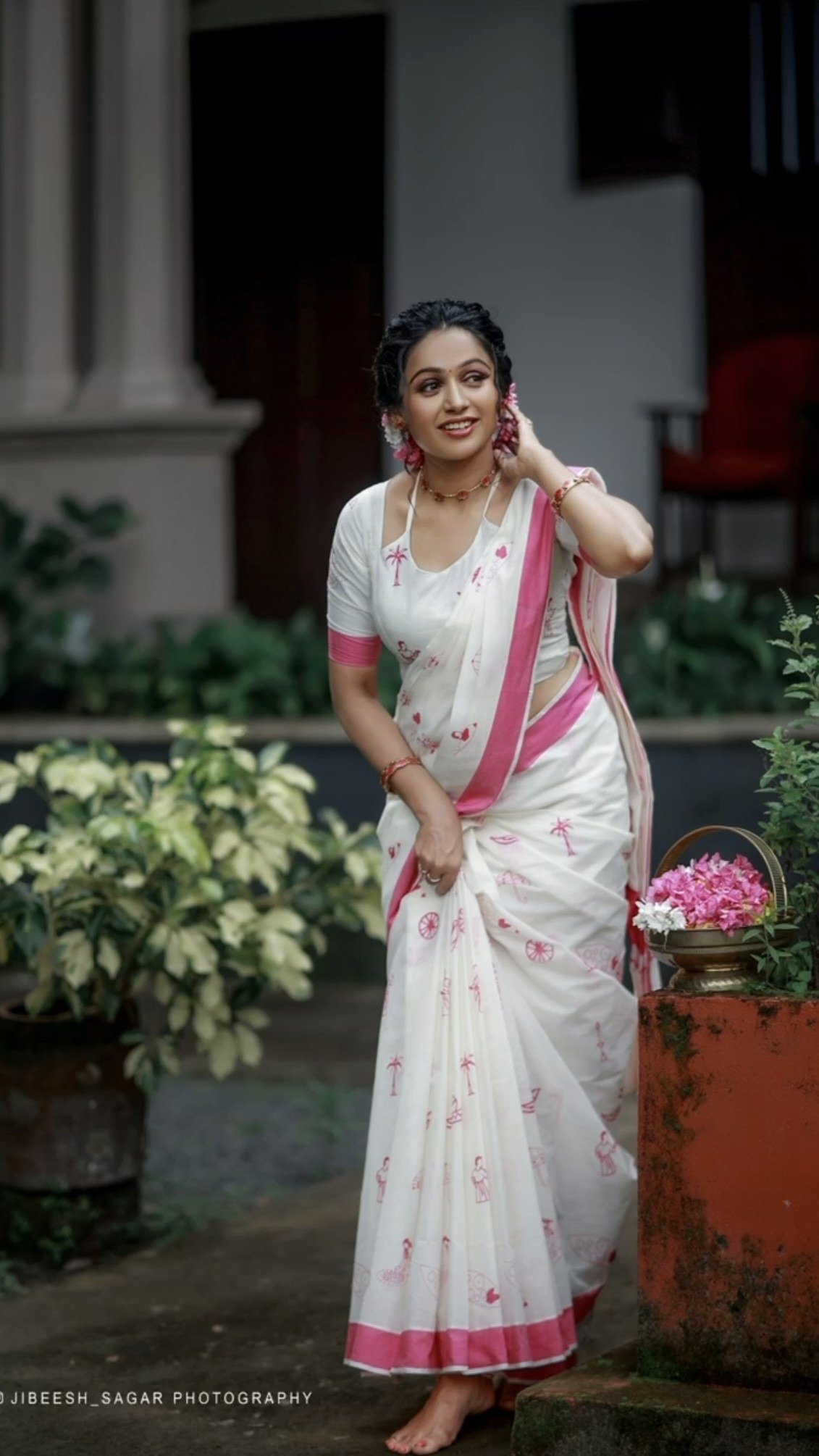 Kerala Heritage Premium Cotton Saree - Image 2