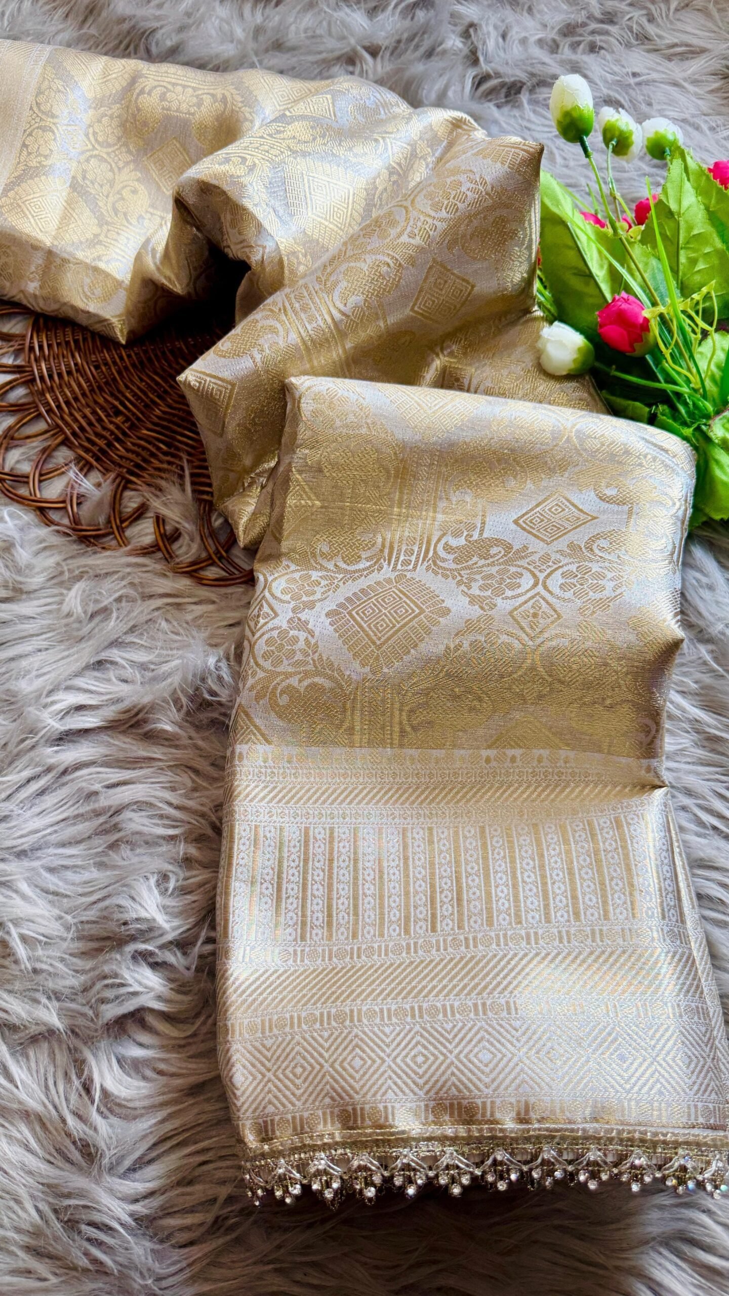 Banarasi Handloom Golden Tissue Zari Silk Saree - Image 5